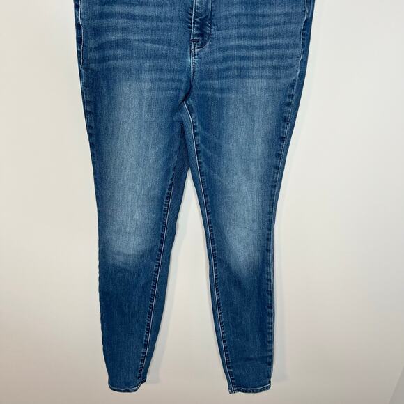 Athleta Jeans Size 6 - Picture 9 of 13